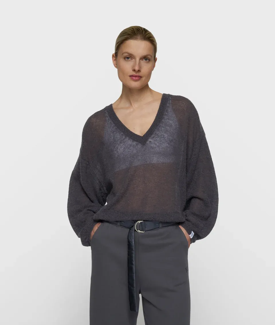 10days-20-615-6203-steel-blue 10DAYS 10Days thin v-neck knit sweater steel blue