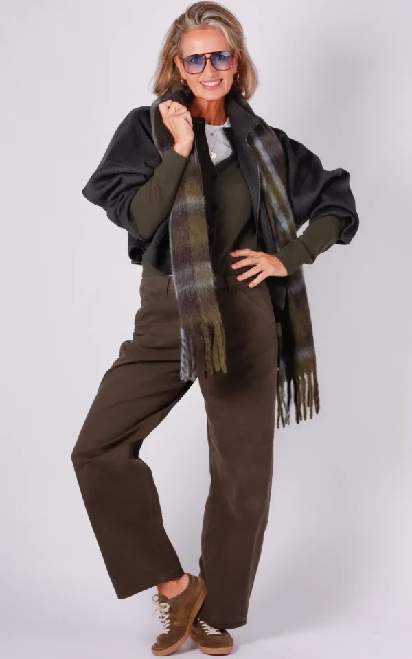 Closed Closed trousers Bouna juniper green