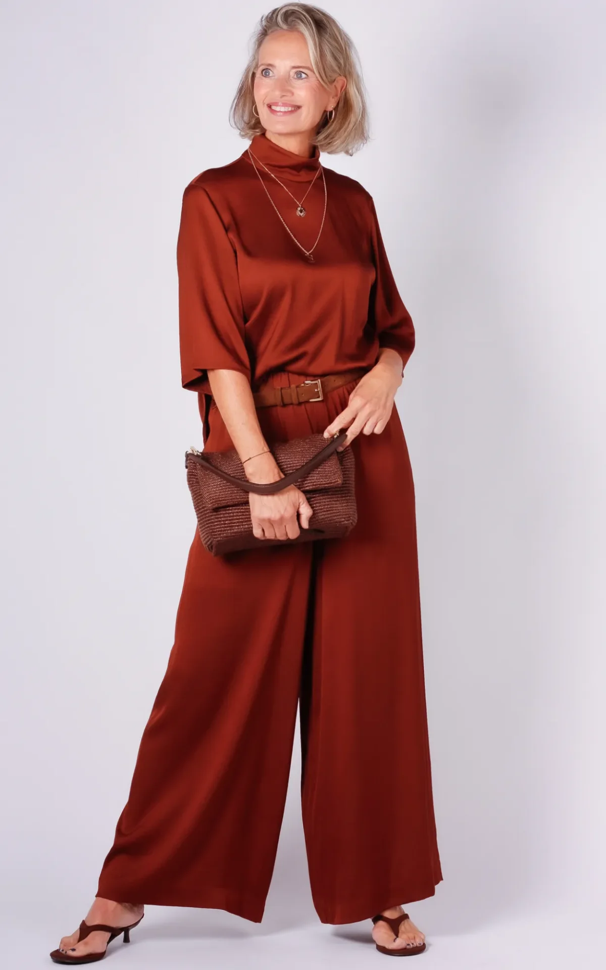 drykorn-130065-aletia-10-braun Drykorn Drykorn blouse Aletia bruin
