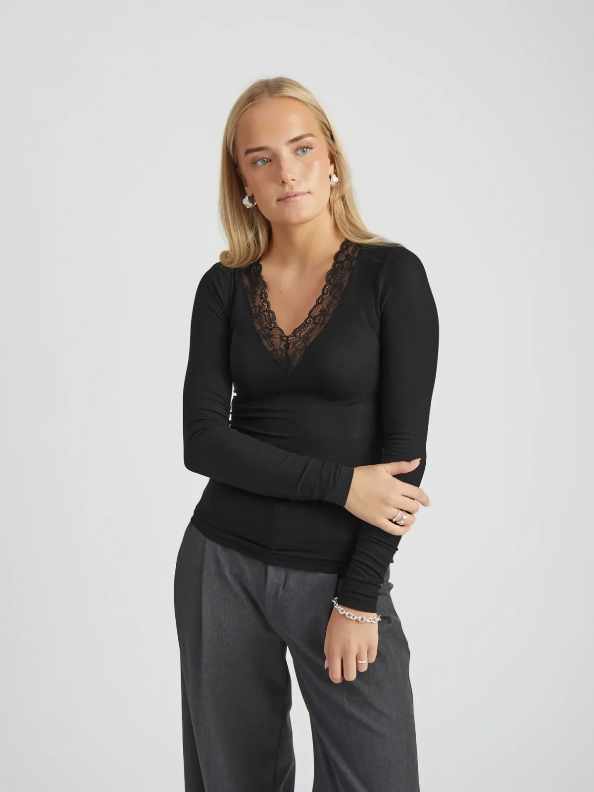 Minus Minus longsleeve MSMilli black